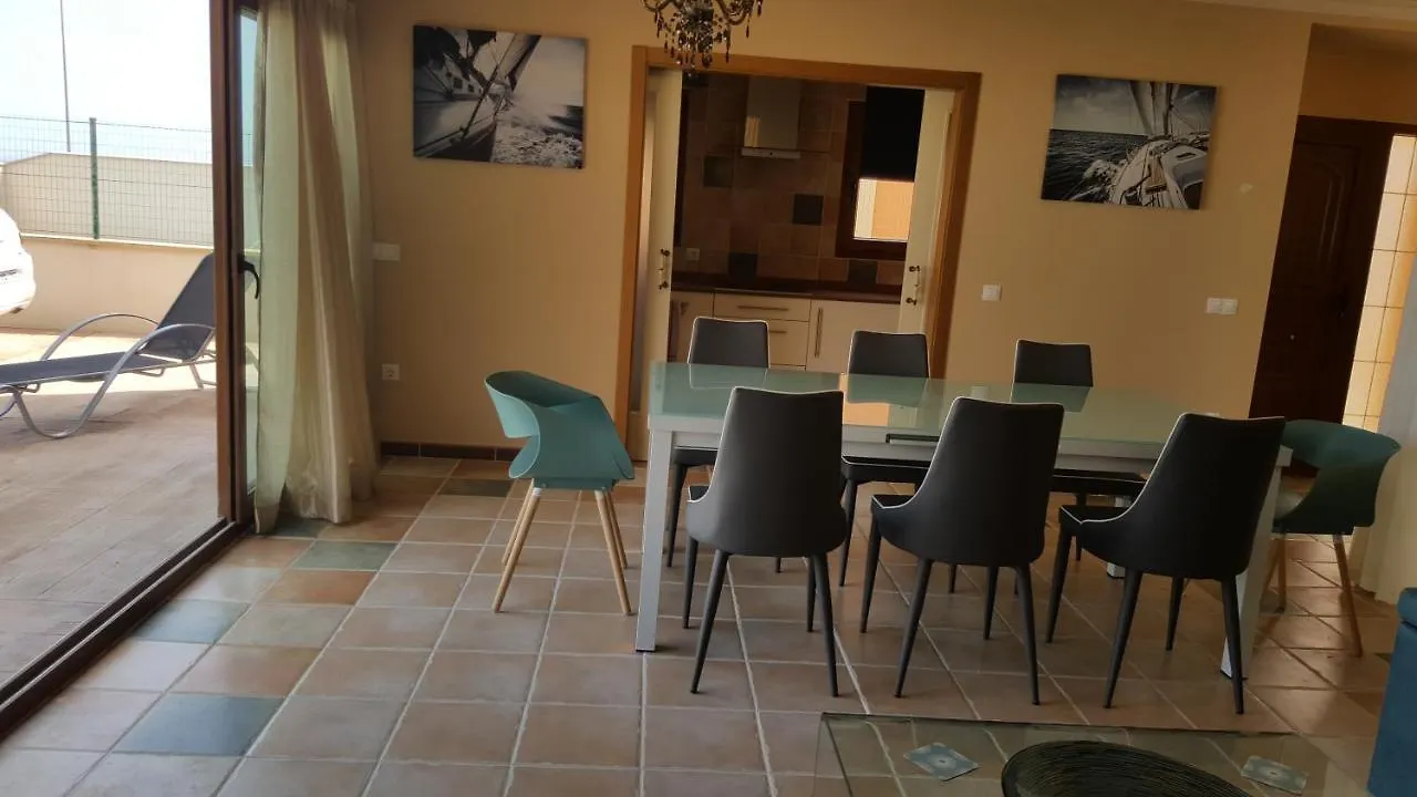 Villa Beautiful, Spacious Villa, Heated Pool, Sleeps Eight, With Quality Furnishings Caleta De Fuste