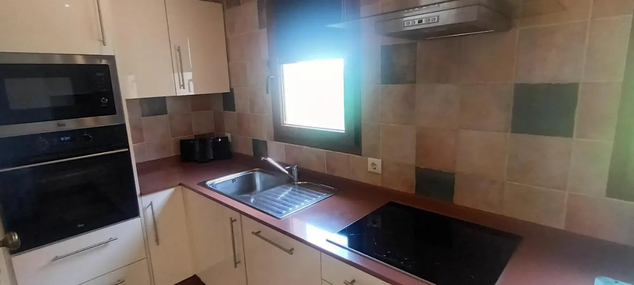 Beautiful, Spacious Villa, Heated Pool, Sleeps Eight, With Quality Furnishings Caleta De Fuste Spain