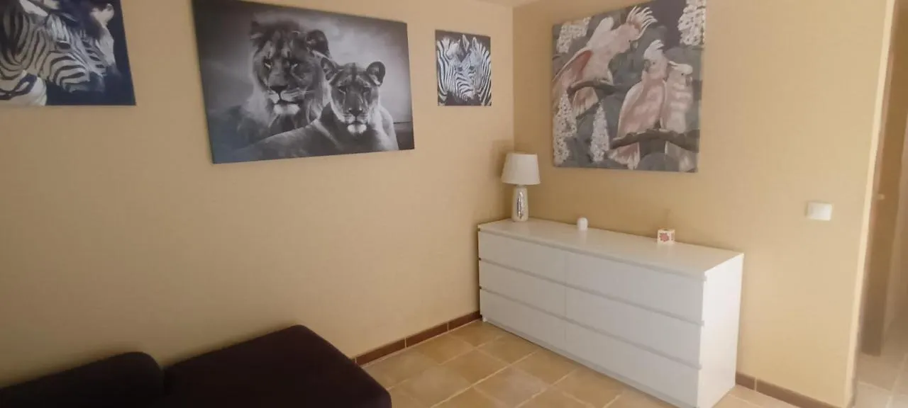 Beautiful, Spacious Villa, Heated Pool, Sleeps Eight, With Quality Furnishings Caleta De Fuste Villa