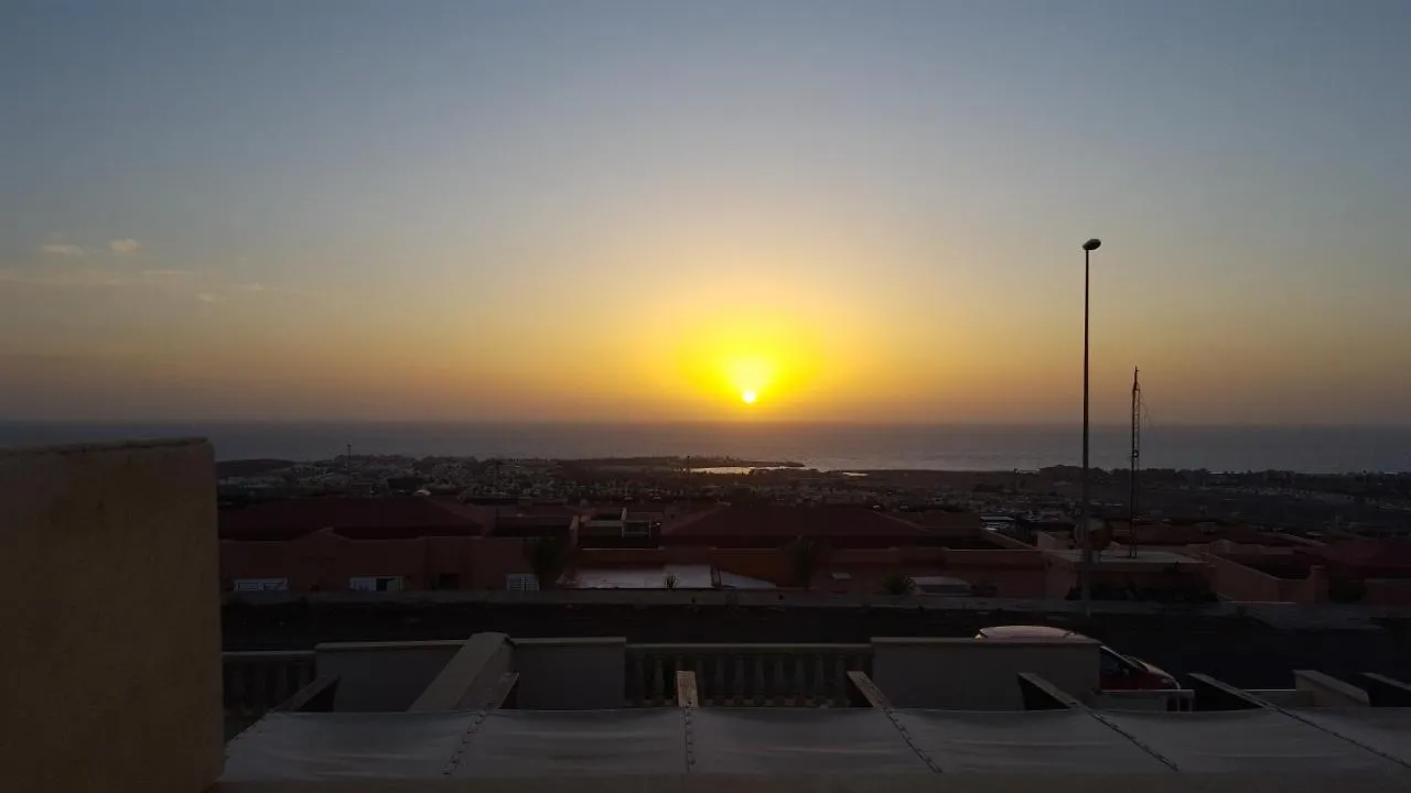 Beautiful, Spacious Villa, Heated Pool, Sleeps Eight, With Quality Furnishings Caleta De Fuste Spain